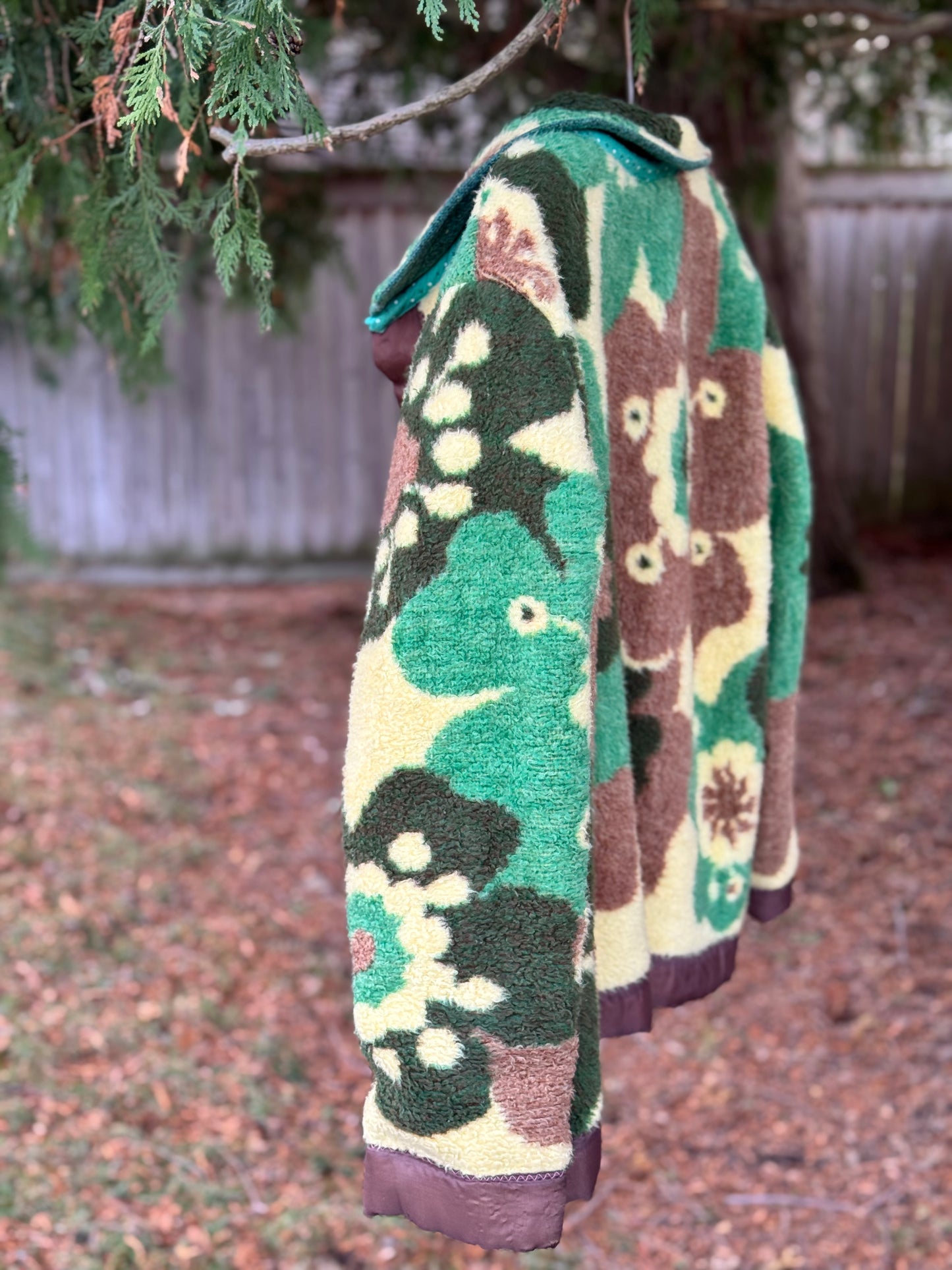 Forest Fantasy Blanket Coat - Vintage 70s Floral Upcycled Blanket Coat