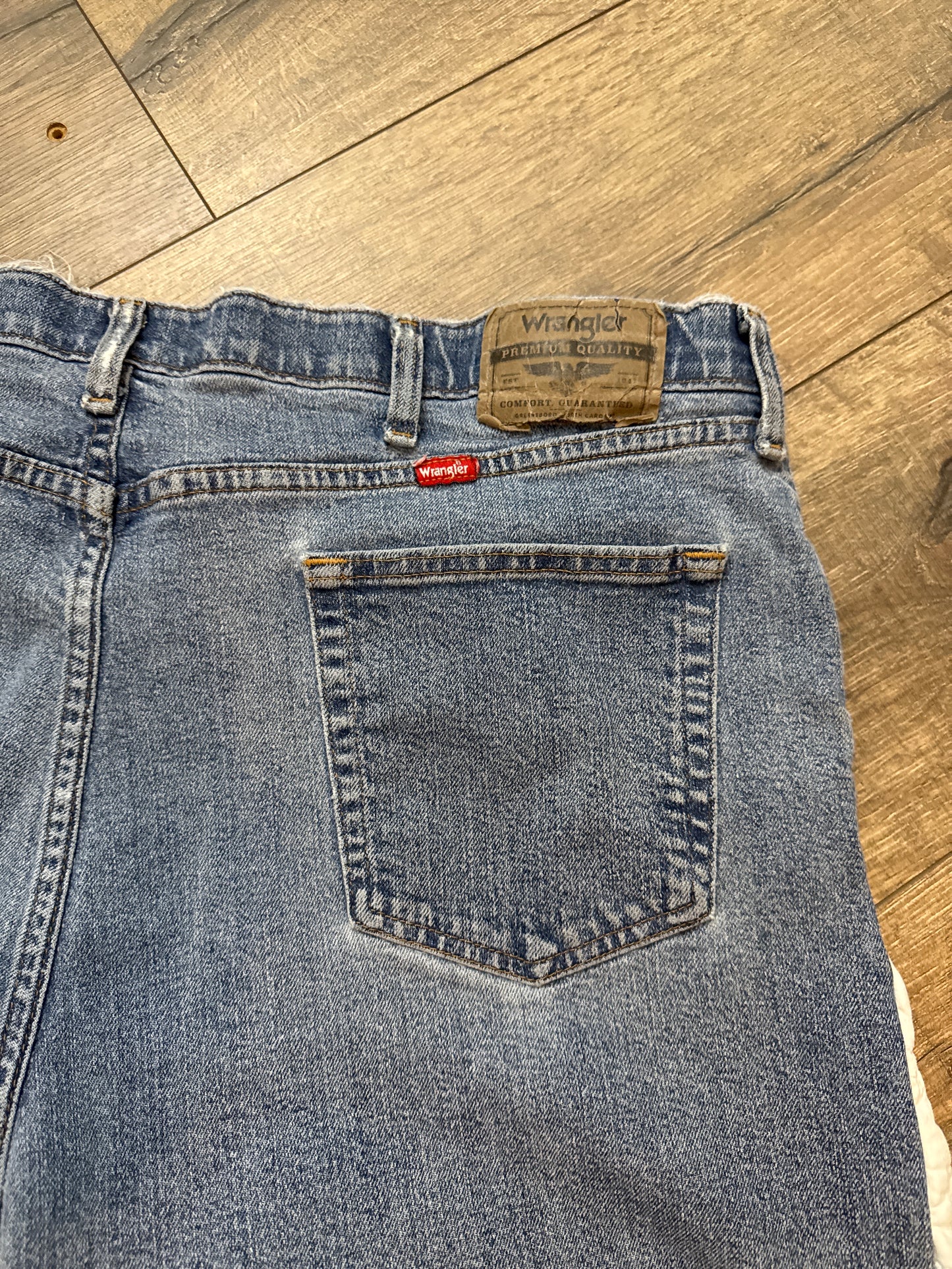 Dolly Parton at a Quilting Bee Jeans