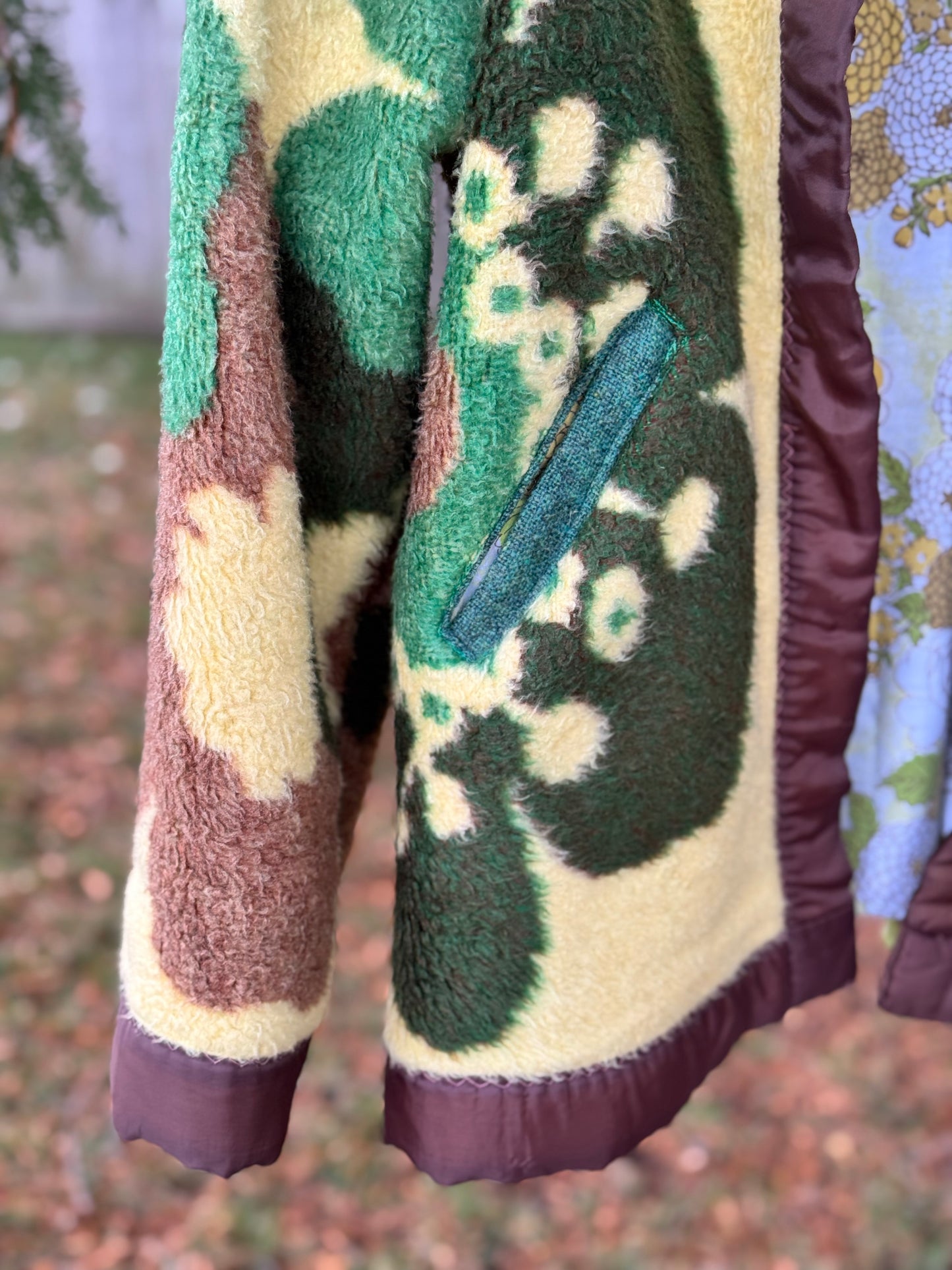 Forest Fantasy Blanket Coat - Vintage 70s Floral Upcycled Blanket Coat
