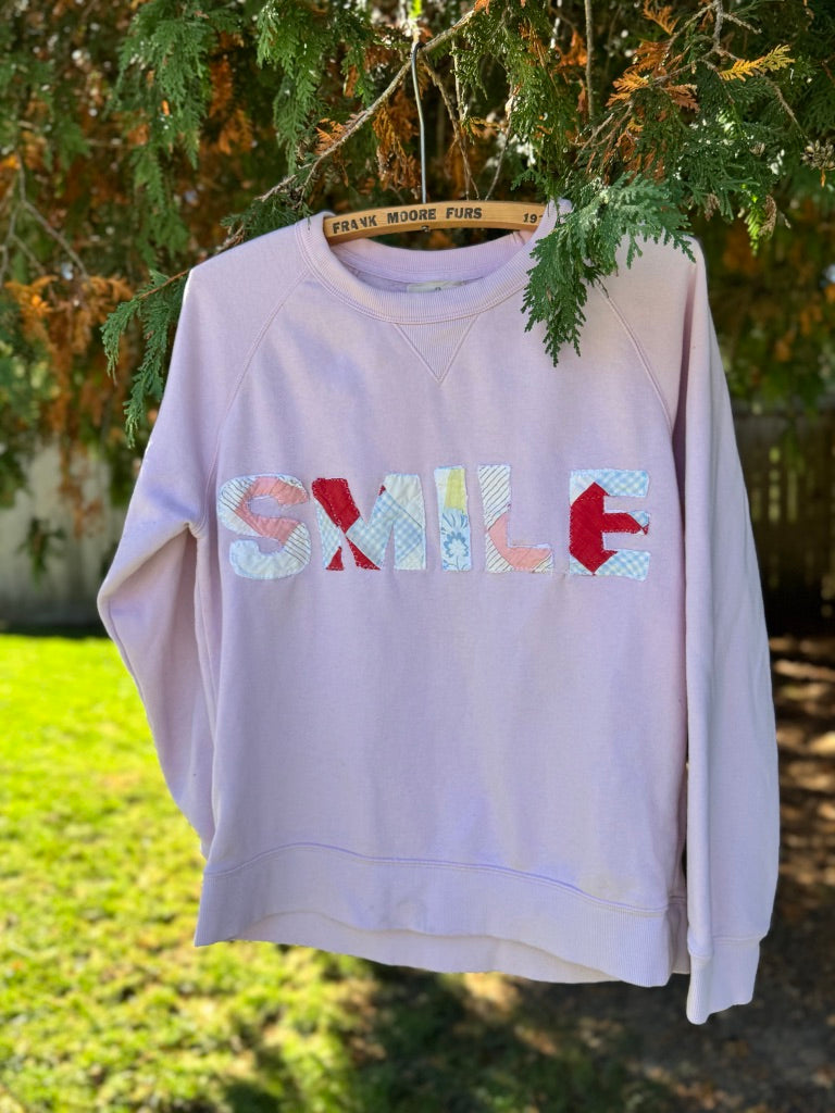 "Smile" Sweatshirt - Pink